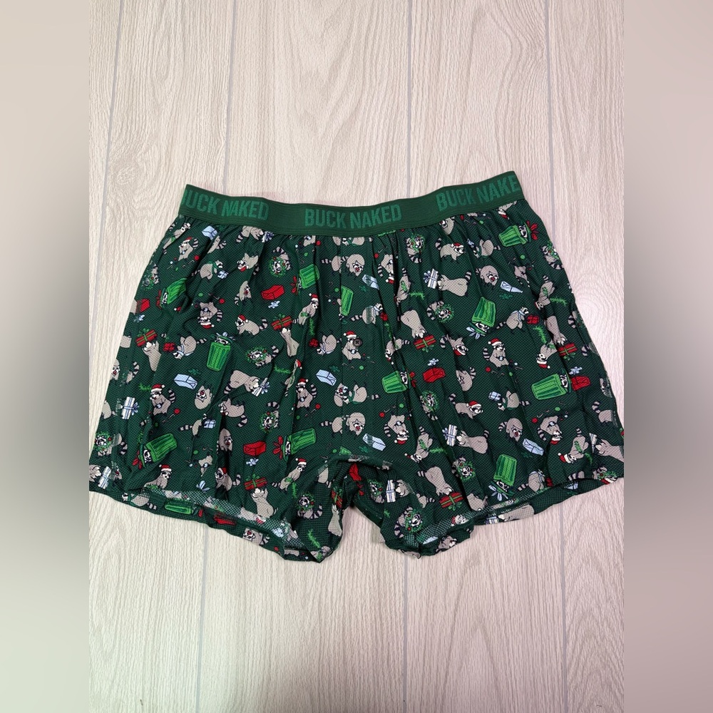 Duluth Trading Co Green Holiday Raccoon‎ Pattern Buck Naked Boxers